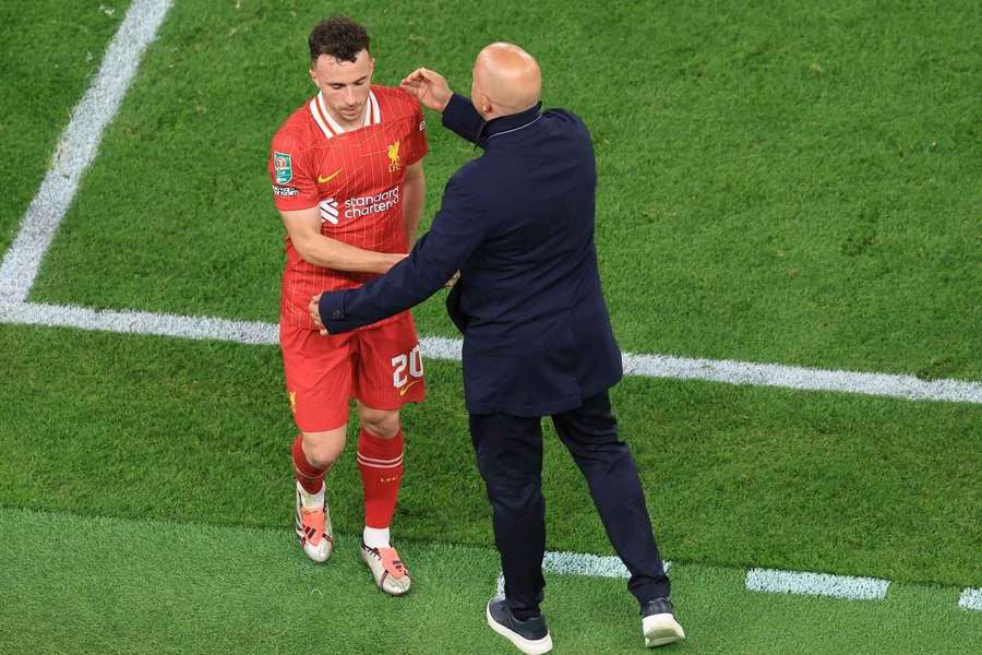 Arne Slot und Diogo Jota im September 2024.