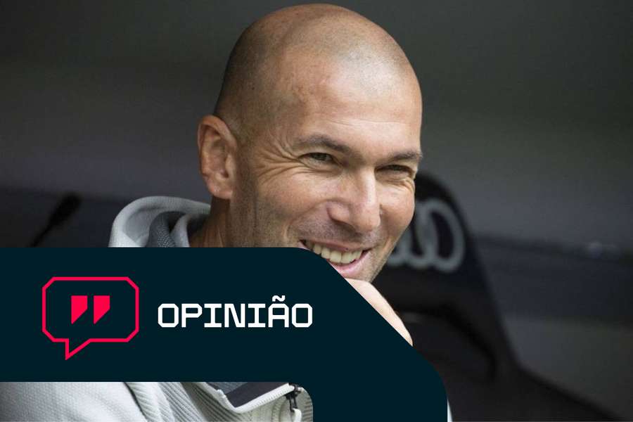 Zidane terá sido contactado pela Argélia para assumir o comando da seleção nacional.