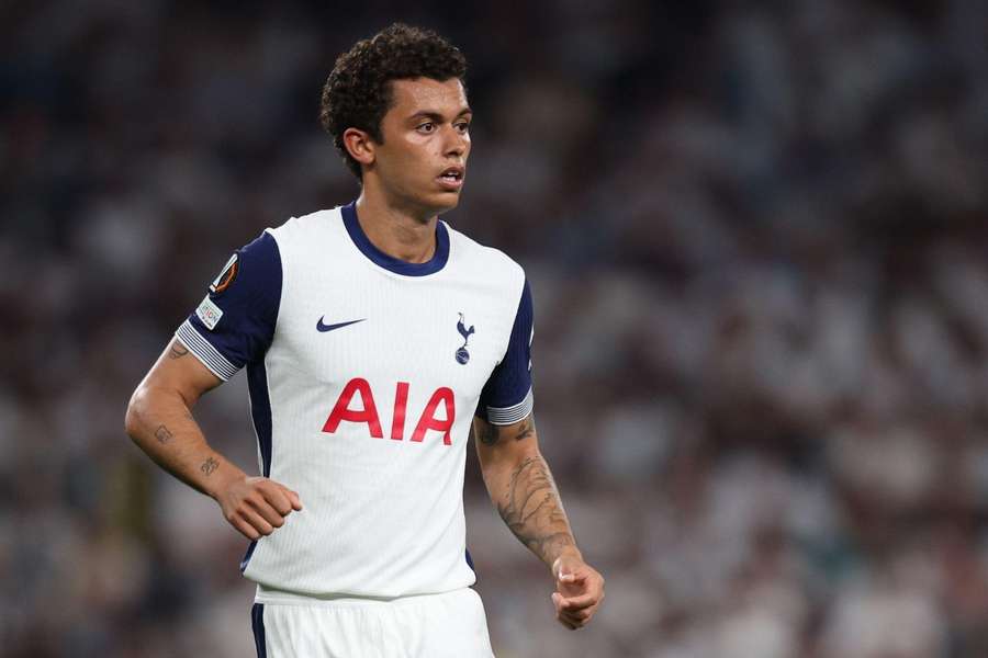Tottenham star Johnson sets Europa League goal record