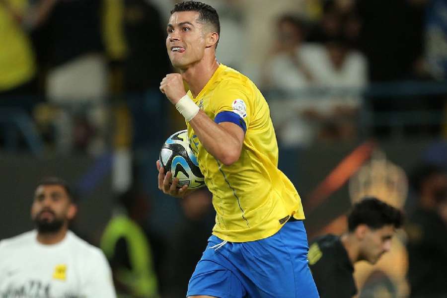 Cristiano Ronaldo fez dois gols na vitória do Al-Nassr sobre o Al-Ittihad