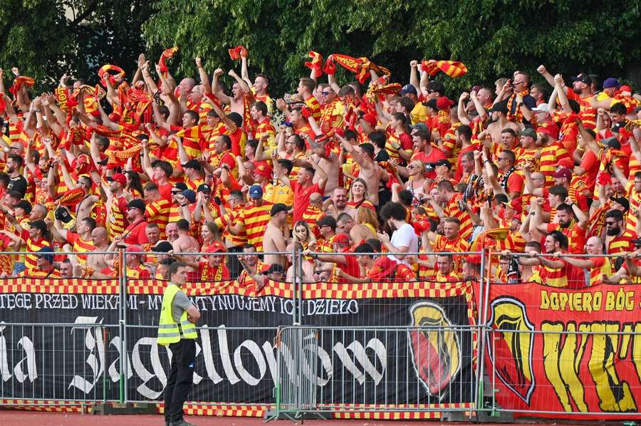 Kibice Jagiellonii podczas meczu z FK Panevezys na Litwie, 23.07.2024.