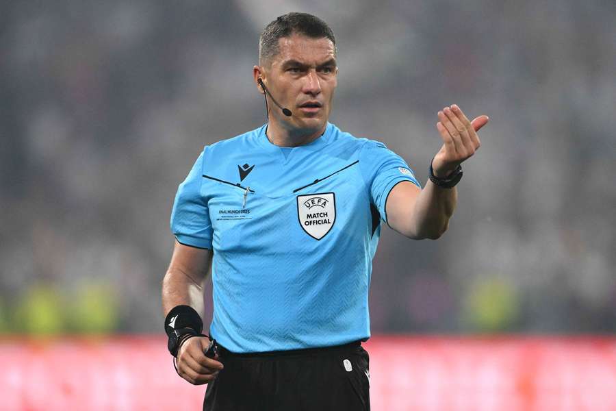 Istvan Kovacs va arbitra un meci de top din turul 3 preliminar al Ligii Campionilor