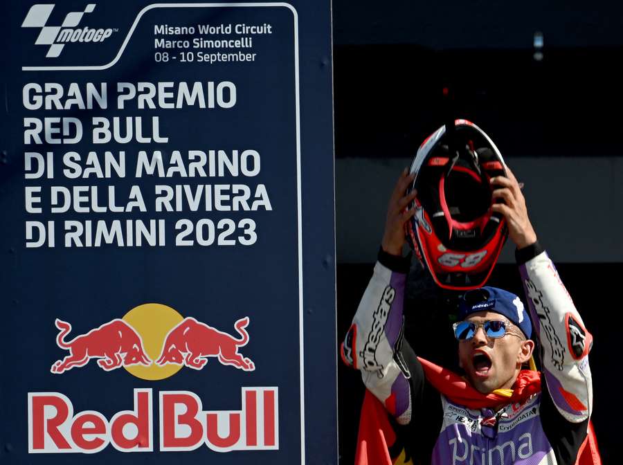 Martin comemora vitória em San Marino