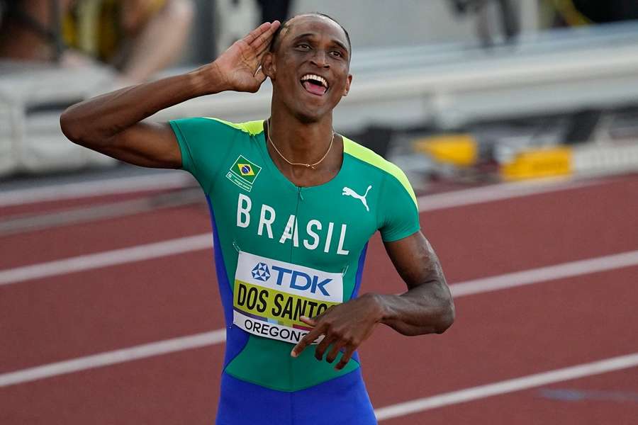 Alison dos Santos quer o bicampeonato mundial dos 400 metros com barreiras