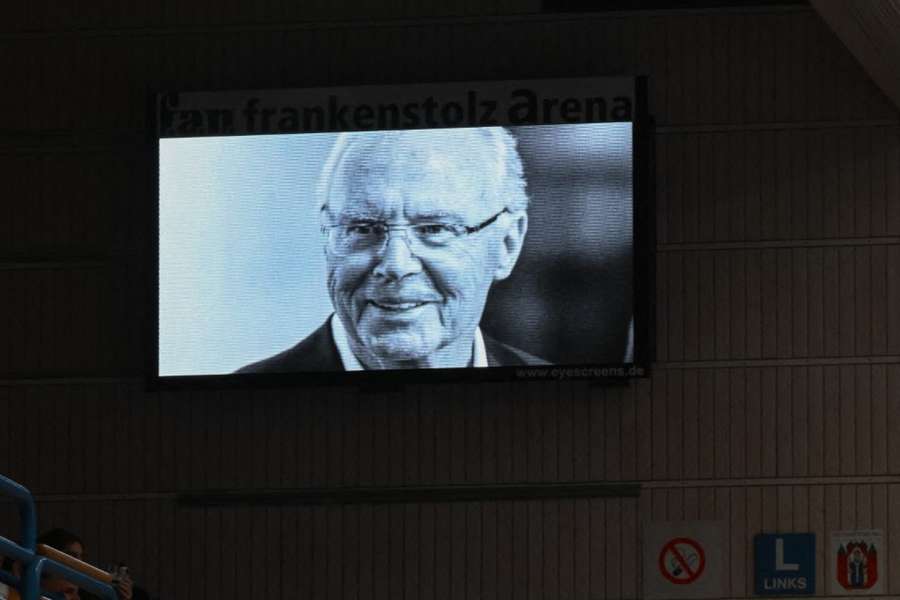 L'hommage à Beckenbauer après sa mort.