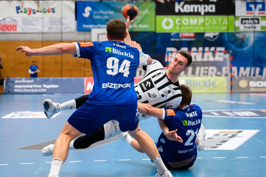 Kiel mit einem Erfolg in Balingen. Kiel mit einem Erfolg in Balingen.