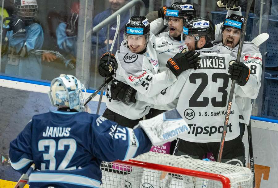 Gólová radosť Košičanov vrátane Petráša v semifinále play-off.