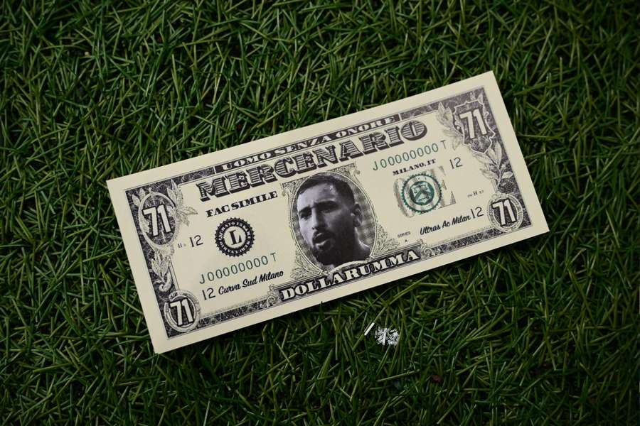 A nota fake de dólar feita pelos torcedores do Milan