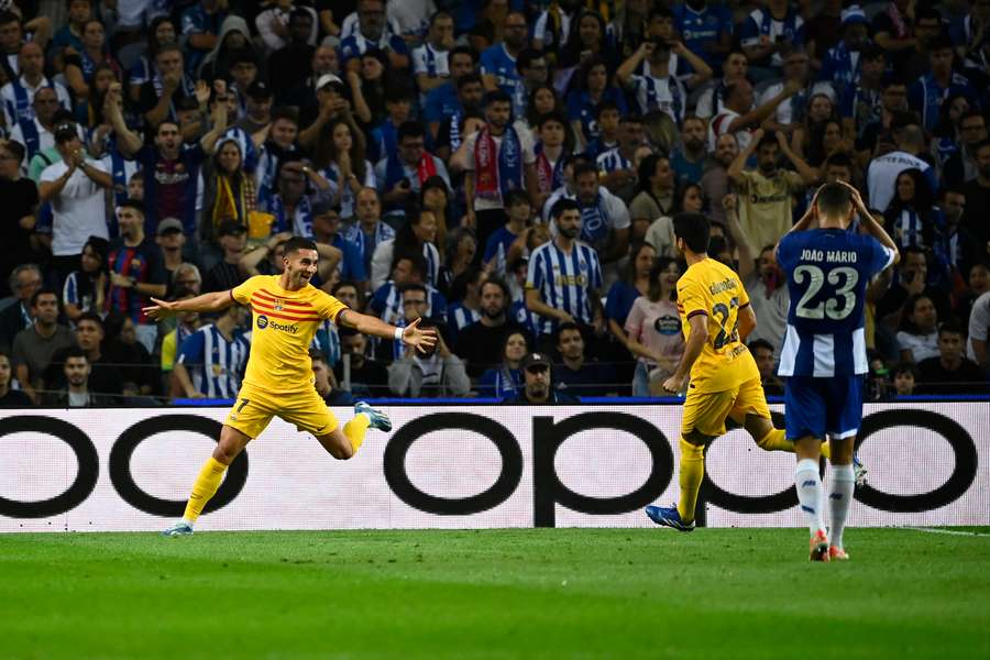 Ferran Torres celebrates his goal in Porto