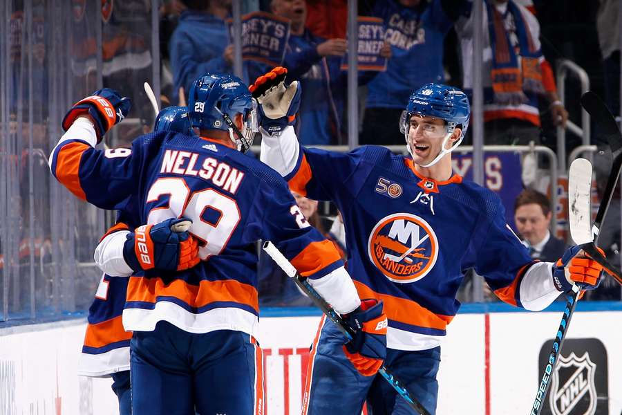 NHL Round-up: New York Islanders slutter sig til som sidste hold i playoff