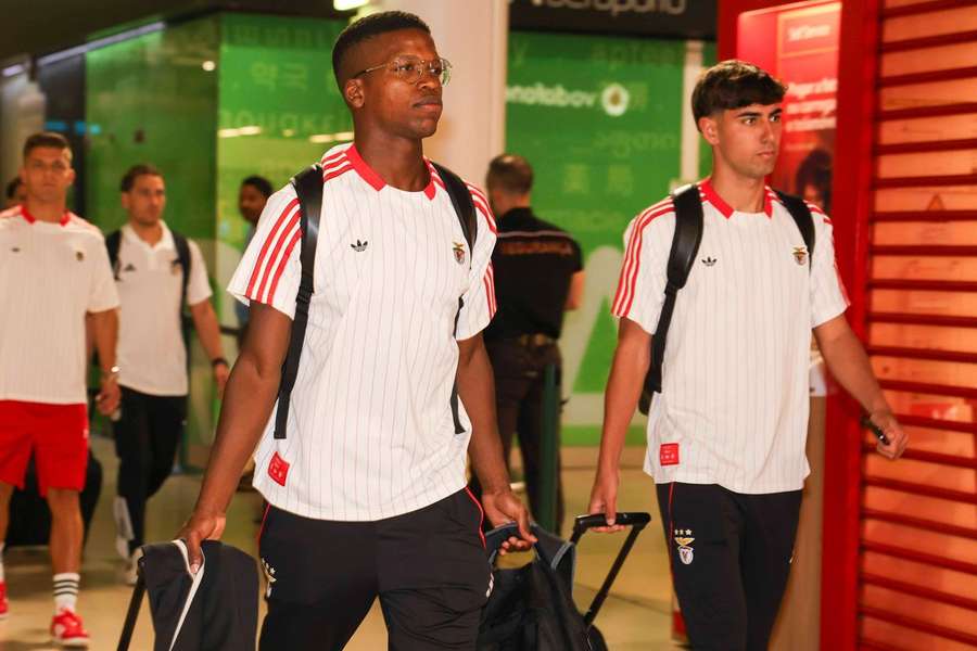 Benfica a caminho dos EUA