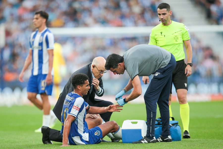 Alberto Costa sofreu lesão no último jogo