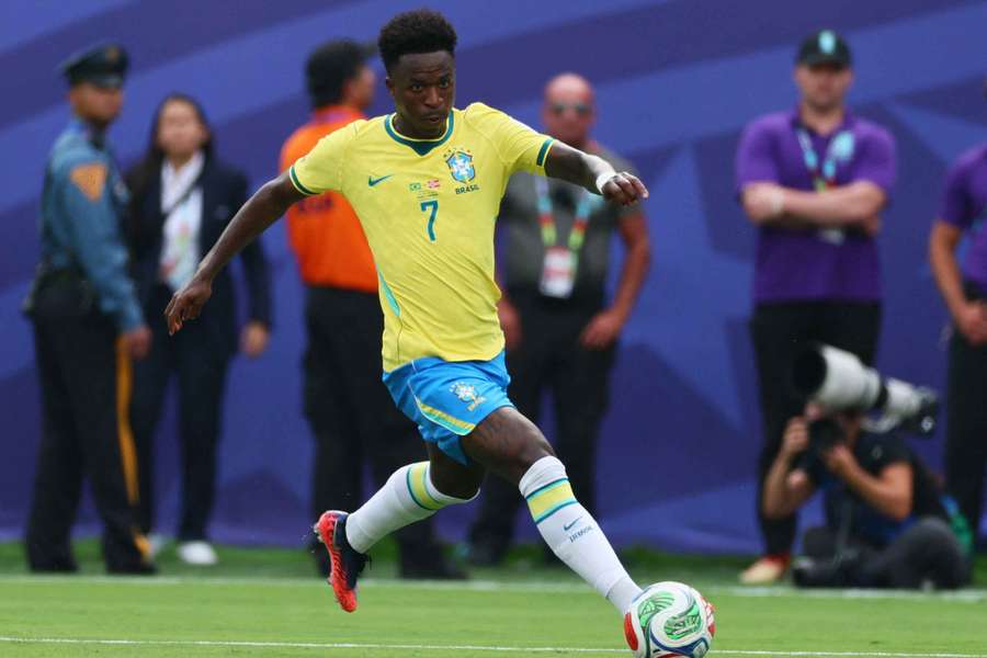 Vinicius Jr contract talks stall with Real Madrid as he holds out for Arsenal move