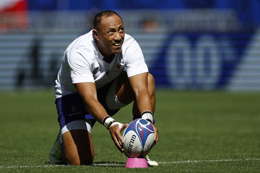 Leali'ifano in action against Chile