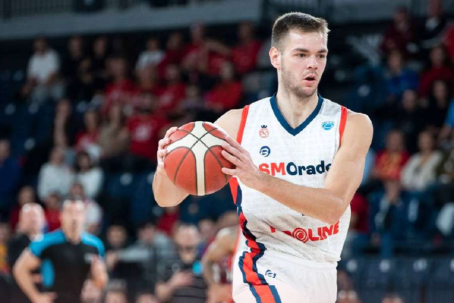 CSM Oradea a câştigat grupa din FIBA Europe Cup după victoria cu BC Parnu