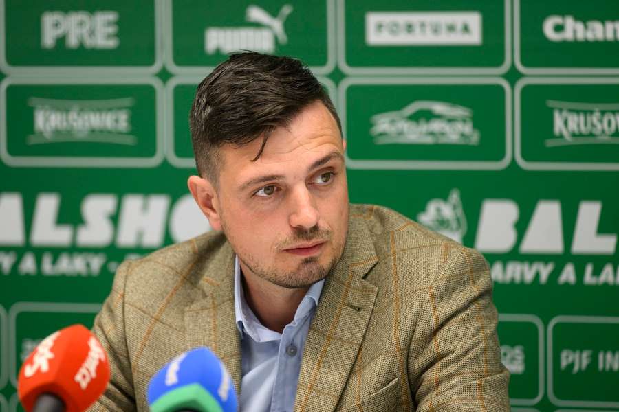 Ředitel Bohemians Darek Jakubowicz. Ředitel Bohemians Darek Jakubowicz.