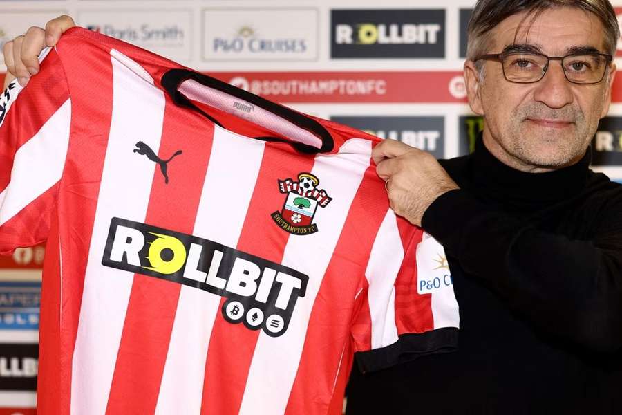 Ivan Juric apresentado como treinador do Southampton