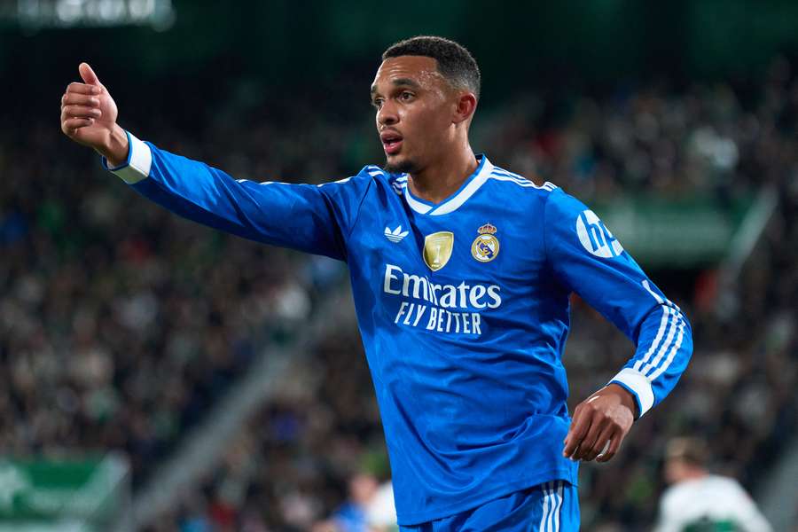 Trent Alexander-Arnold gestures during Real Madrid's match against Elche