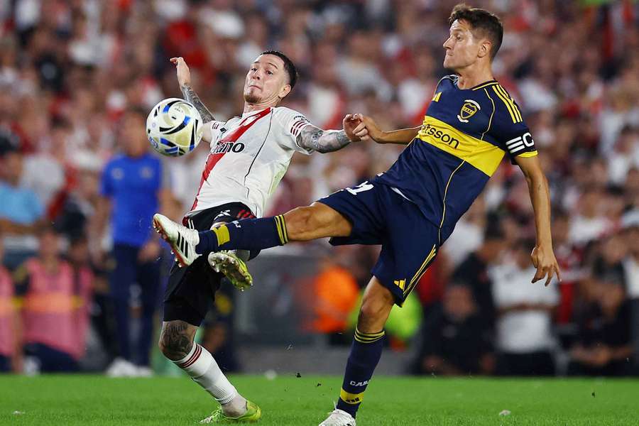 Boca Juniors defeated River Plate in Liga Profesional action.