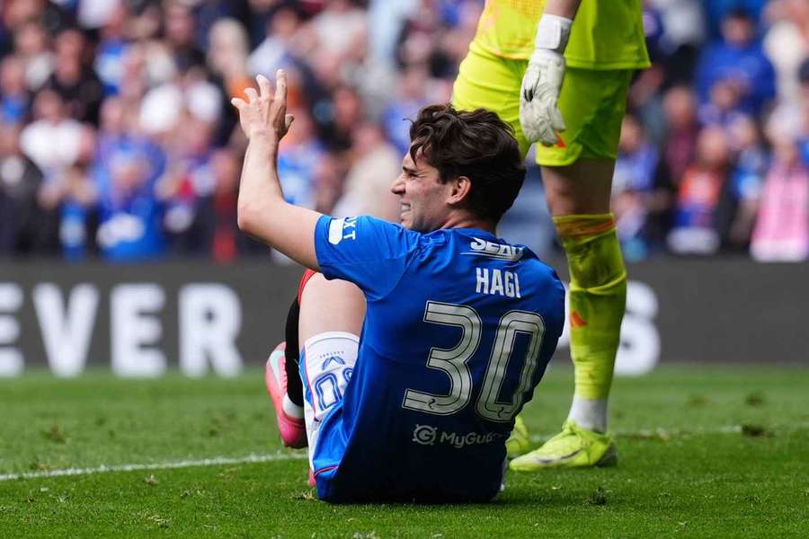 Ianis Hagi a evoluat doar 15 minute în derby-ul Rangers - Celtic