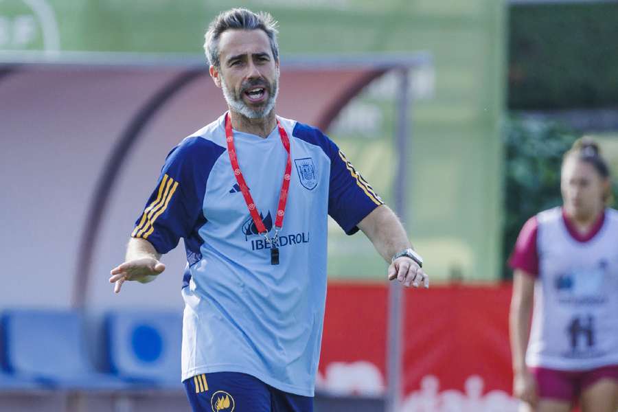 Jorge Vilda, durante uma sessão de treino com a seleção espanhola