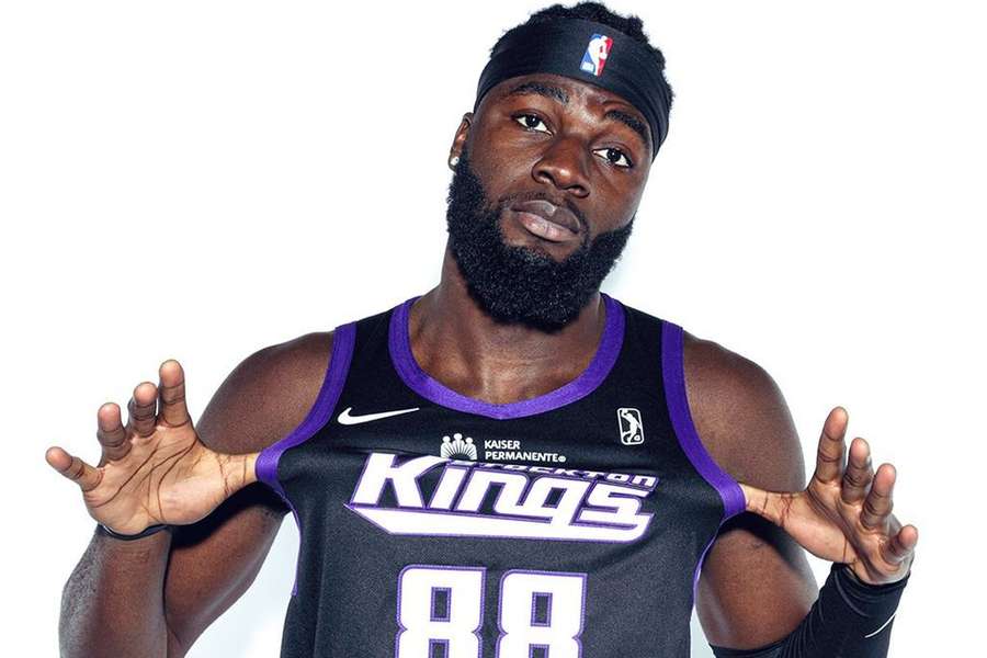 Neemias Queta representou primeiro os Sacramento Kings