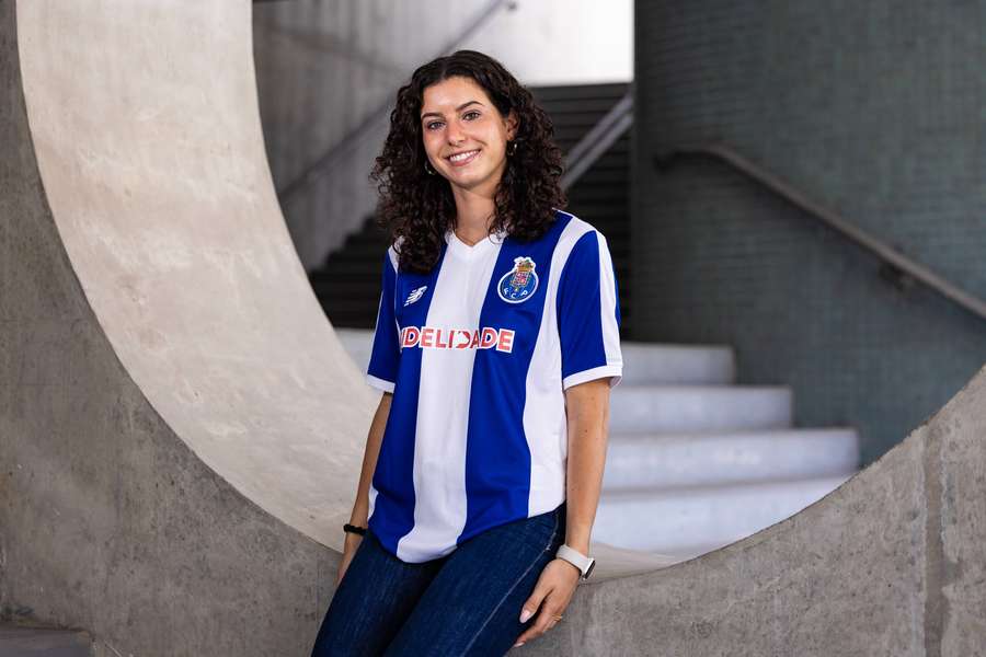 Maria Inês Nogueira assinou com o FC Porto até 2028