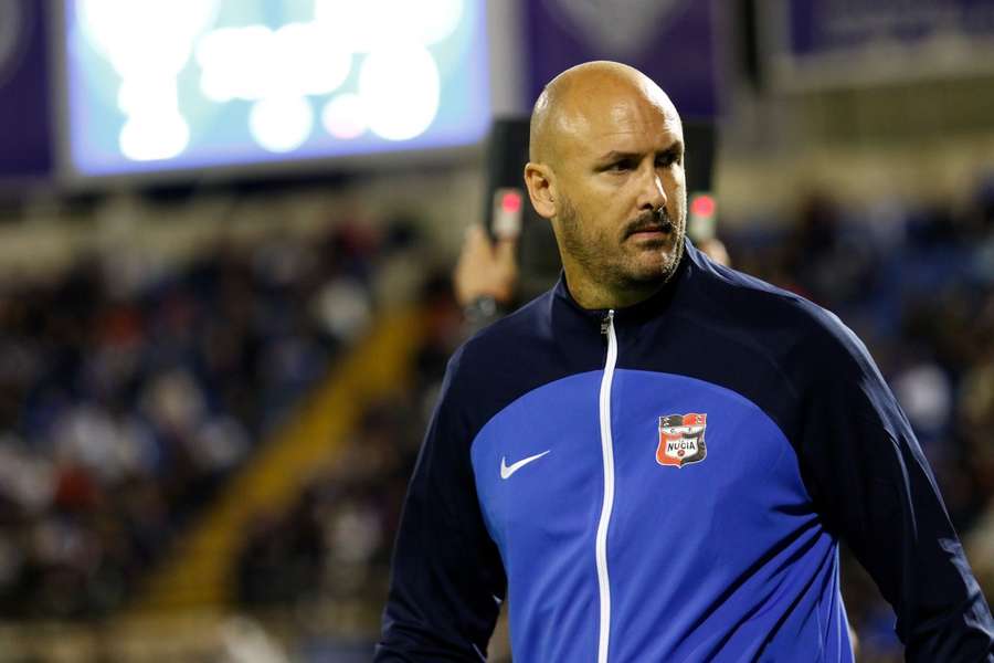 Kiko Lacasa dirigiendo a La Nucía