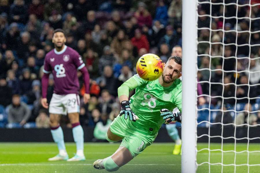 Dúbravka neodvrátil prehru Burnley.
