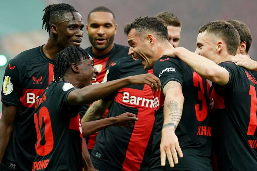 Leverkusenu vystřelil výhru v DFB Pokalu zkušený Granit Xhaka.