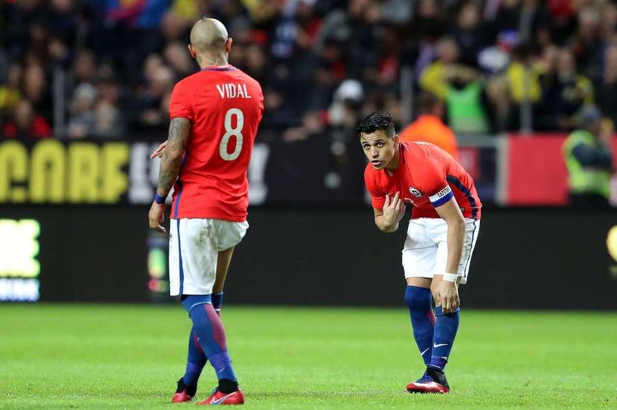 Arturo Vidal i Alexis Sanchez znaleźli się w kadrze Chile na mecz przeciwko Polsce Arturo Vidal i Alexis Sanchez znaleźli się w kadrze Chile na mecz przeciwko Polsce
