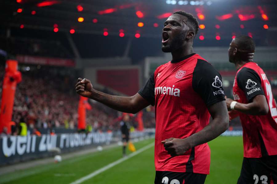 O Leverkusen ainda sonha com o bicampeonato alemão
