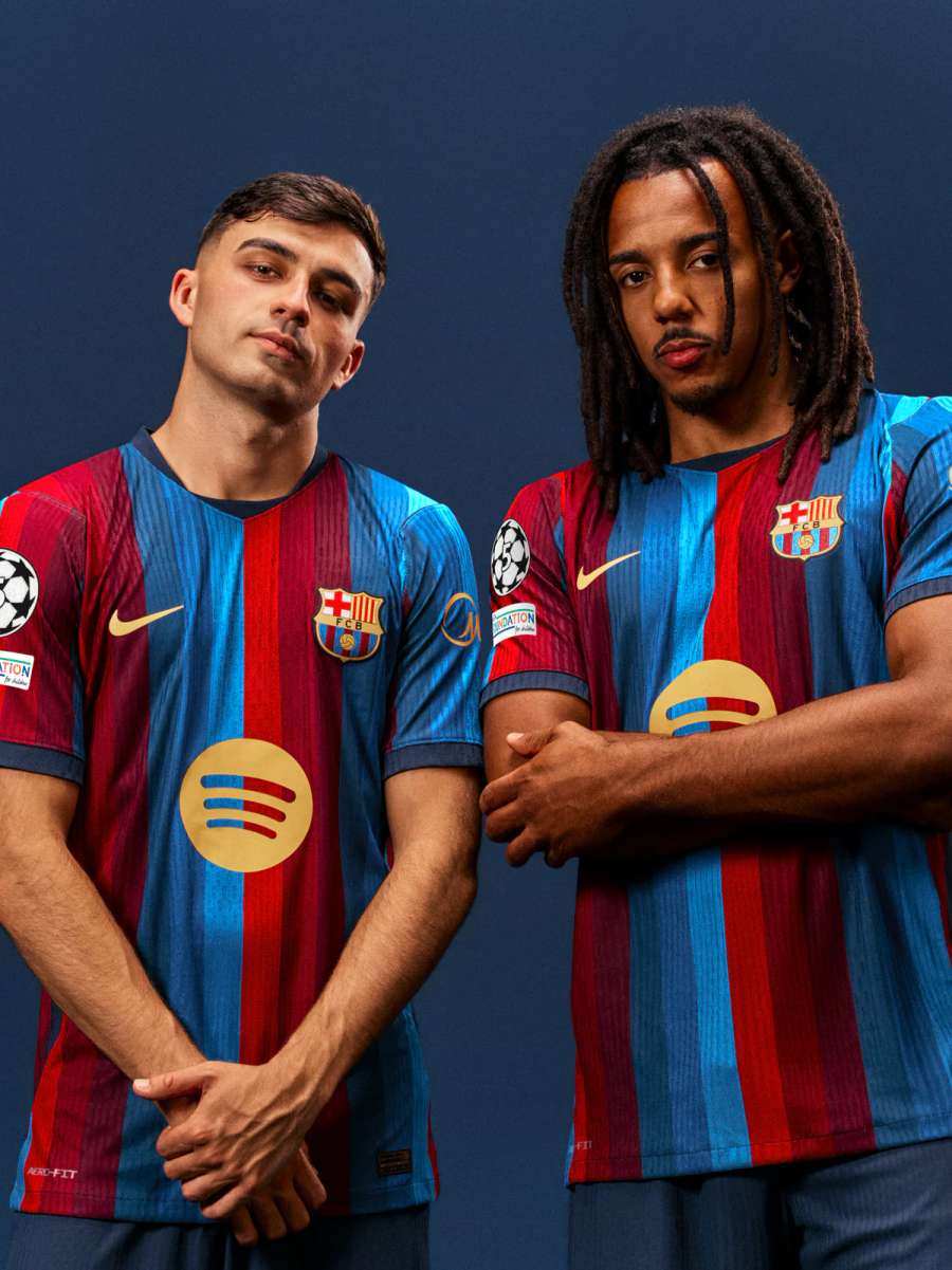 Barcelona home kit Barcelona home kit