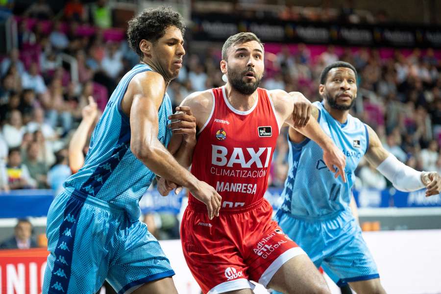 Emanuel Cate con el Baxi Manresa