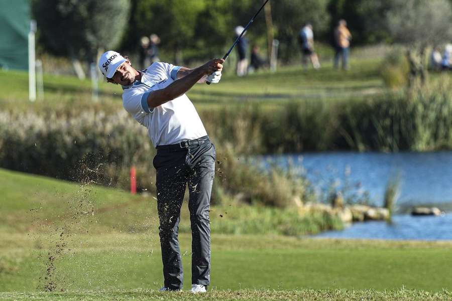 Pedro Figueiredo melhora e passa cut no Irish Open de golfe