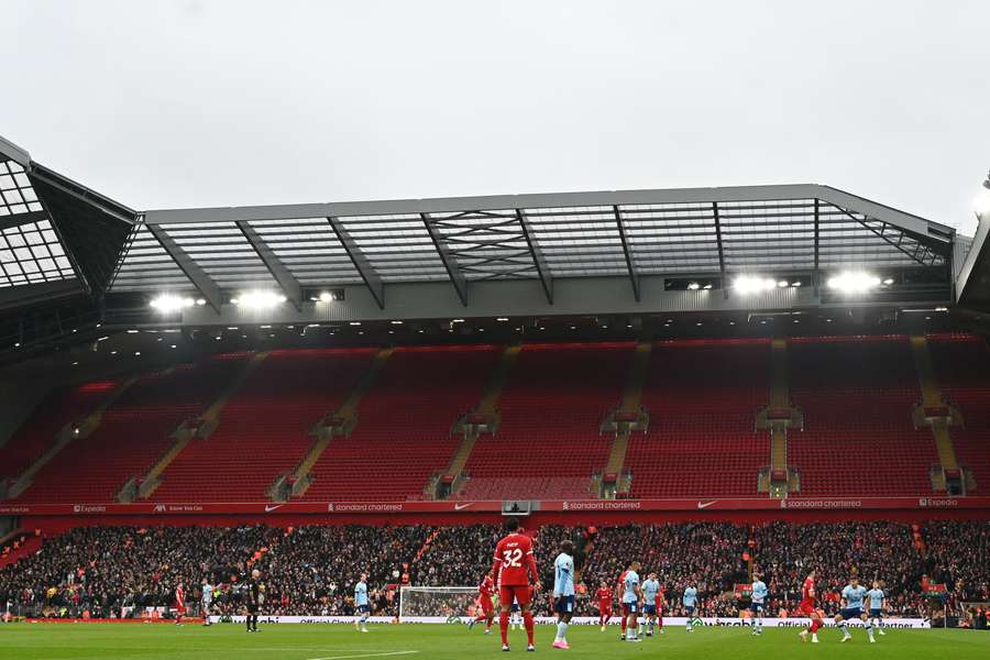 Liverpool kan mod United få højeste tilskuertal siden 1973