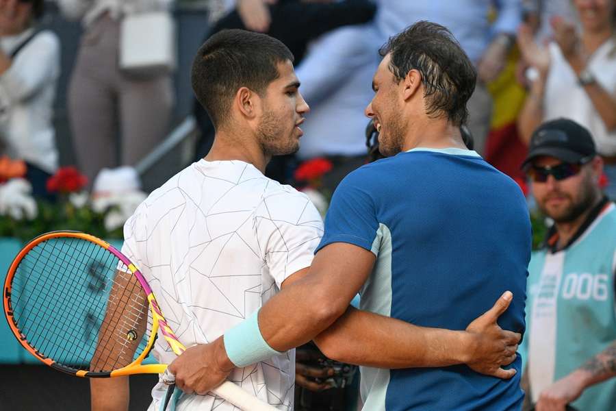 Carlos Alcaraz e Rafael Nadal no Masters de Madrid de 2022