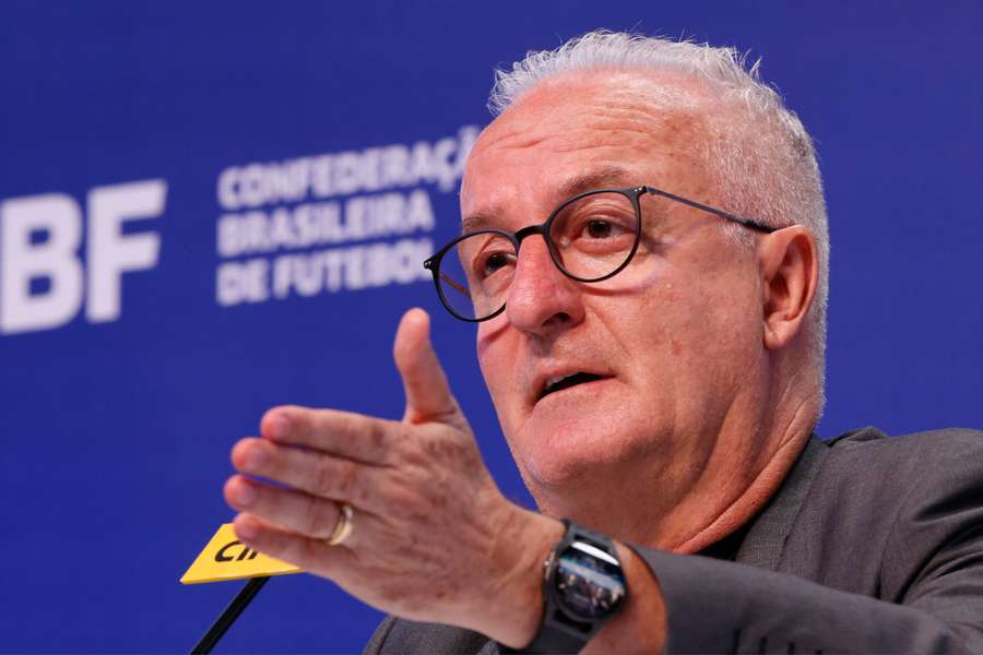 Dorival Júnior está muito perto do Corinthians