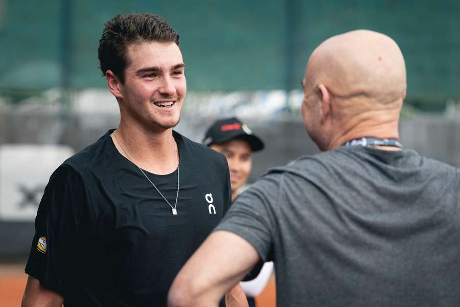 Agassi (dir.) reencontrou Fonseca no Rio Agassi (dir.) reencontrou Fonseca no Rio