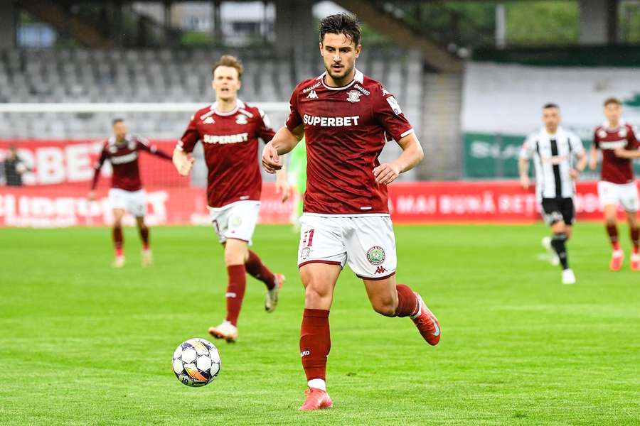 Rapid s-a despărțit de Burmaz Rapid s-a despărțit de Burmaz