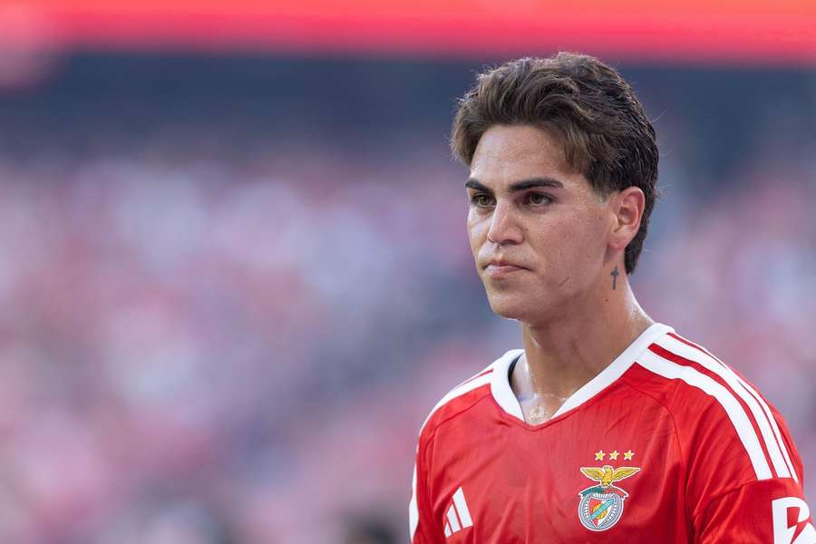 Enzo Barrenechea, médio do Benfica Enzo Barrenechea, médio do Benfica
