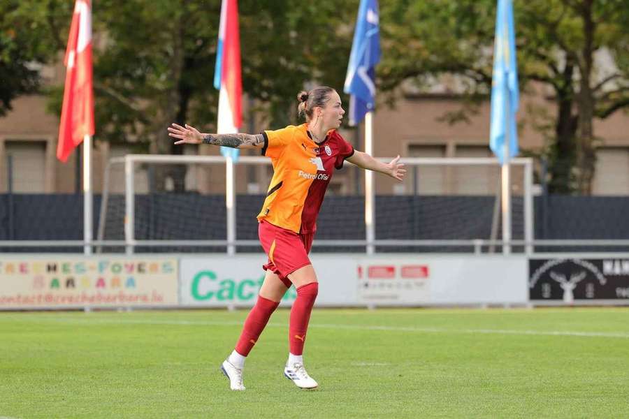 Andrea Stašková slaví branku v dresu Galatasaraye.