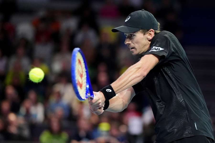 De Minaur durante o torneio de exibição Ultimate Tennis Showdown De Minaur durante o torneio de exibição Ultimate Tennis Showdown
