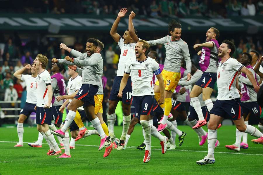 England's Harry Kane and teammates celebrate after qualifying for the quarter-final stage of the World Cup England's Harry Kane and teammates celebrate after qualifying for the quarter-final stage of the World Cup