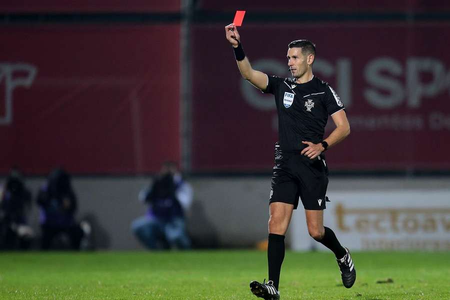 Manuel Nobre apita partida entre Moreirense e Sporting