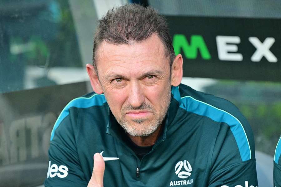 Tony Popovic bleibt Australiens Cheftrainer Tony Popovic bleibt Australiens Cheftrainer