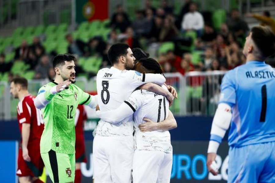 A festa dos jogadores de Portugal diante da Hungria