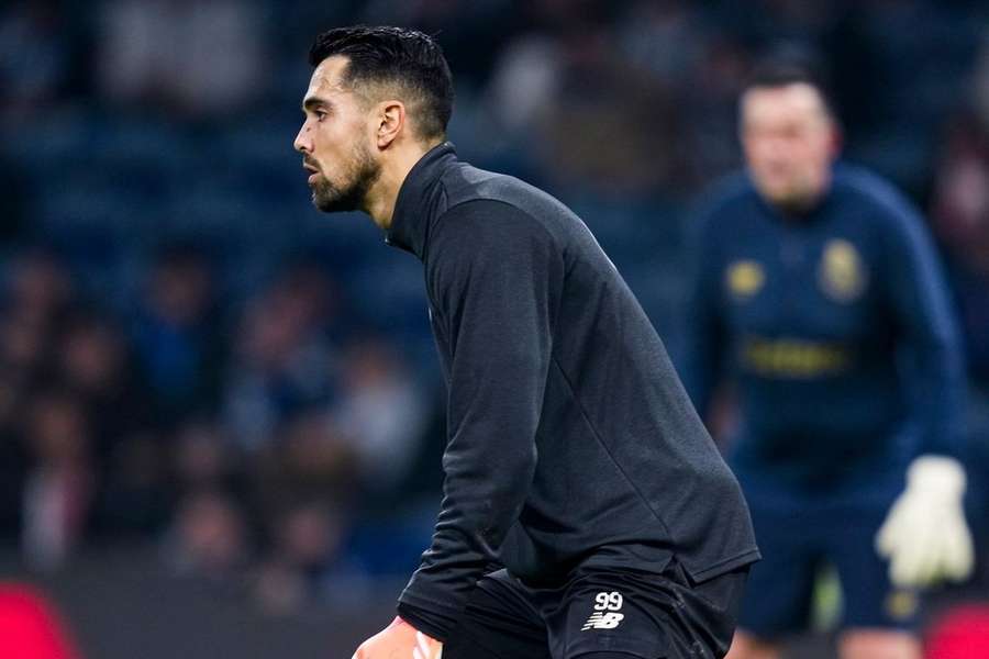 Diogo Costa no aquecimento do FC Porto