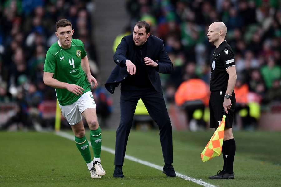 John O'Shea está como técnico interino da Irlanda