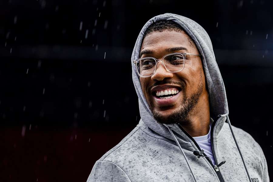 Bokser Anthony Joshua op het circuit van Zandvoort, eerder dit jaar